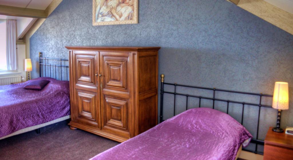 Pension & Spa De Watertoren 잔드보르트 객실 사진