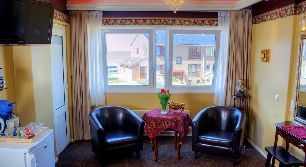 Pension & Spa De Watertoren 잔드보르트 객실 사진